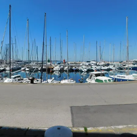 شقة Free Terrace *