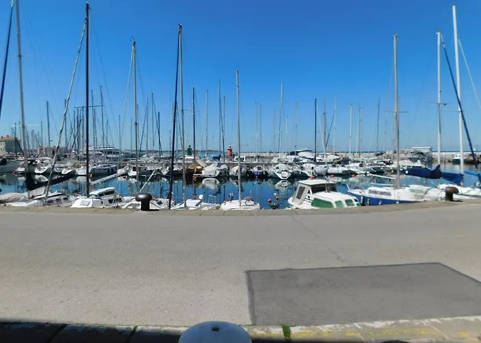 Διαμέρισμα Free Terrace *