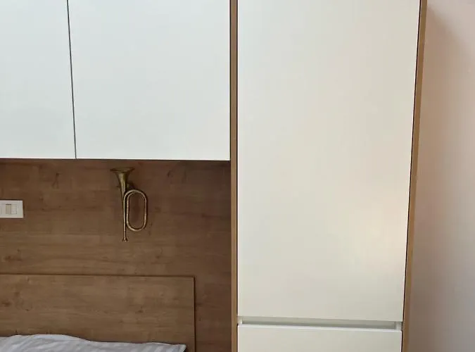 Free Terrace アパート *